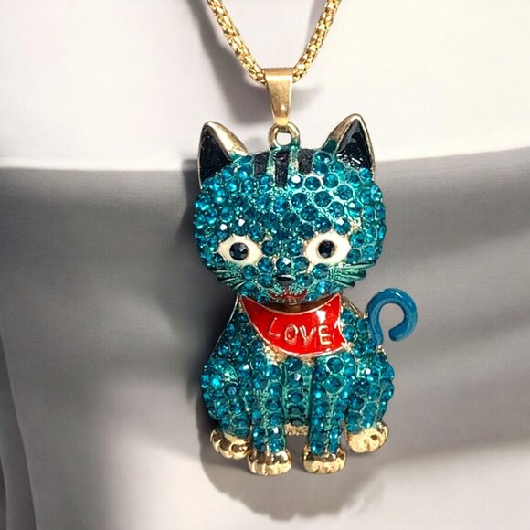 Betsey Johnson Blue Cat Pendant Necklace W/ Gold-Tone Chain & Heart Charm - Picture 2 of 9